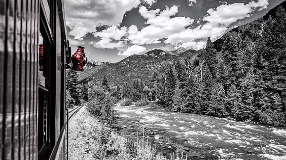 DSNGRR along the Animas River (in B&W)