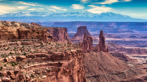 Canyonlands - Mesa Arch Overlook